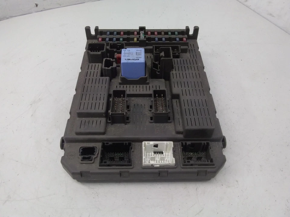 Cassetta fusibili CITROËN C5 I DC 9647448280 3.0 benzina 100kw 2001 27699044 - Immagine 1 di 4