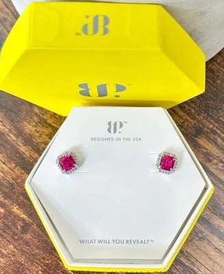 Rubí cultivado en laboratorio revelado Bomb Party y diamantes genuinos en plata de ley maciza Foto 1 de 4