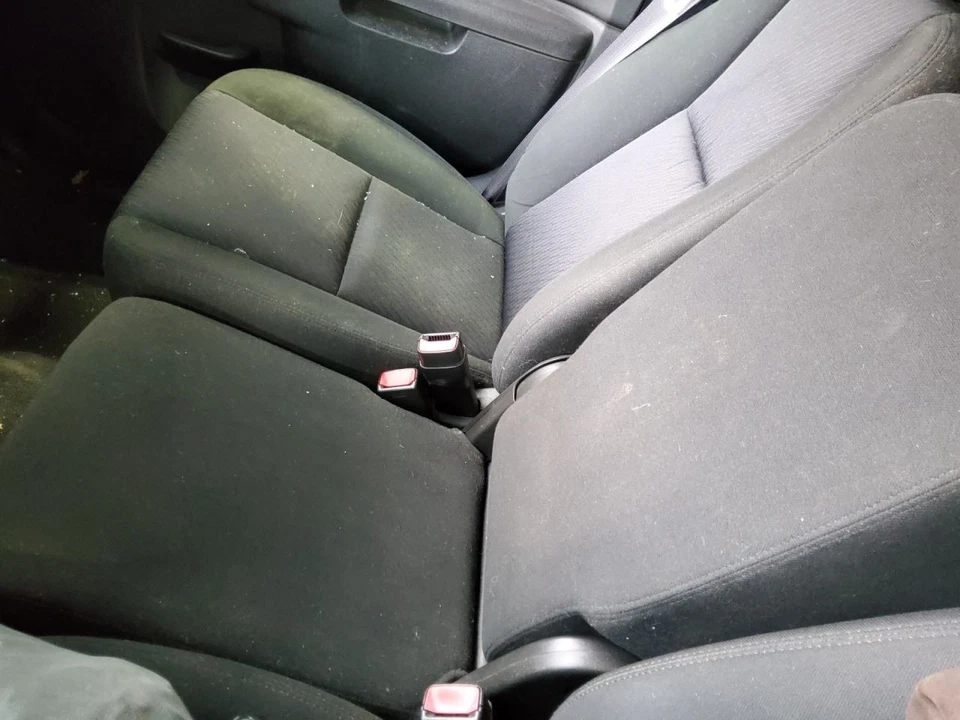 Front Seat Bucket-bench Seat Opt AZ3 Fits 07-14 SIERRA 2500 PICKUP 551682 - Image 1 of 1