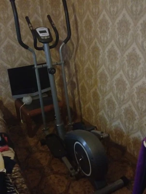 Toorx ERX-65 Ellittica con Volano Posteriore - Nera - Immagine 1 di 4