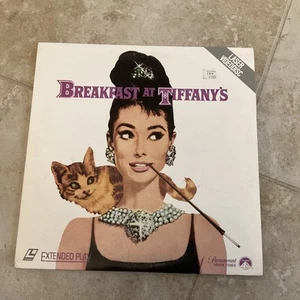 Audrey Hepburn Breakfast At Tiffany’s, Video Laser Disc,, George Peppard 1981 - Picture 1 of 17