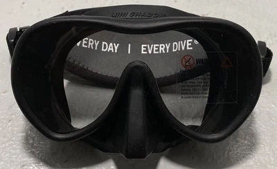 Oceanic Mini Shadow Mask Neo Strap Black Scuba Mask - Image 1 of 3