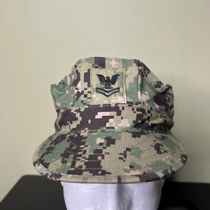 Cappello uniforme US Navy nuovo con etichette tipo III AOR2 Woodland utility 8 punti berretto copertura 7 - Foto 1 di 8