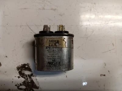 New Amber M13705OV Capacitor 370 VAC - Image 1 of 2