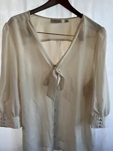 Avenue Size 22 24 Ivory White Tie V Neck 3/4 Sleeve EUC - Picture 1 of 5