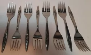 Oneidacraft Deluxe LASTING ROSE 8 Salad ForksStainless Flatware - Picture 1 of 11