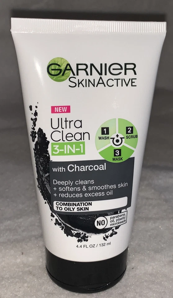 Garnier, SkinActive, Ultra Limpio 3 en 1 con Carbón, 4,4 fl oz (132 ml) Foto 1 de 1