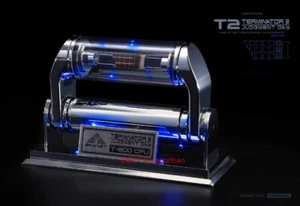 Pre-orden Instant Toys Terminator 2 T800 CPU 1/1 tamaño natural LED estatua de metal - Imagen 1 de 5