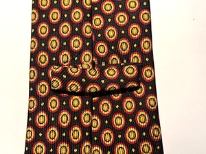TURNBULL & ASSER Silk Tie Black And Gold Patterned - Picture 1 of 3