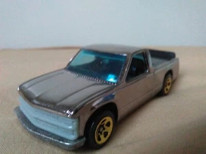 Preciosa miniatura 1:64 Hot Wheels Shiners. Chevy 1500 Pick Up. - Imagen 1 de 10