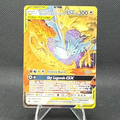 Moltres Zapados Articuno GX Tag Team 44/68 Sun & Moon Hidden Fates - Image 1 of 2