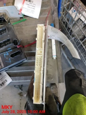 CHASIS CONTROL MODULE 95B907557F 2015 PORSCHE MACAN - Изображение 1 из 4