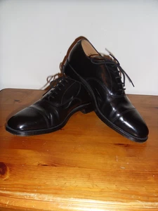 Loake Style 200B Black Leather UK Size 9 SHOES Rarely Worn VGC! - Picture 1 of 9