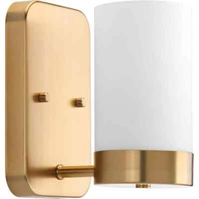 Luz de tocador de vidrio blanco grabado bronce cepillado 1 luz Progress Lighting Elevate Foto 1 de 4