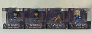 Set 4 Metalfigs Jada Figuren - 2 Wednesday Addams - Thing & Enid Sinclair - Neu in OVP - Bild 1 von 10