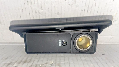 Range Rover Sport L320 Centre Console Panel AUX & Lighter XVO500020 (F) - Image 1 of 4