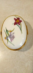 Mikasa ovale aufklappbare Porzellan Blumen Schmuckschatulle  - Bild 1 von 7