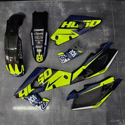 Plastics + Graphics Husqvarna CR WR 2000-2004 - Image 1 of 4