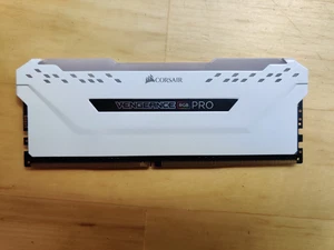 Corsair Vengeance RGB Pro White 32gb 4x8gb ddr4 3200mhz - Picture 1 of 3