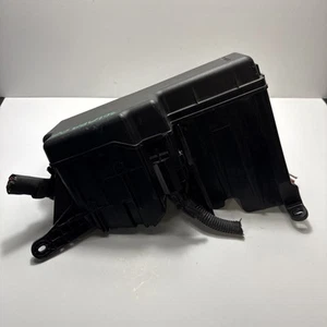 Caja de fusibles relé de motor Toyota Solara 2004-2006 OEM - Imagen 1 de 21