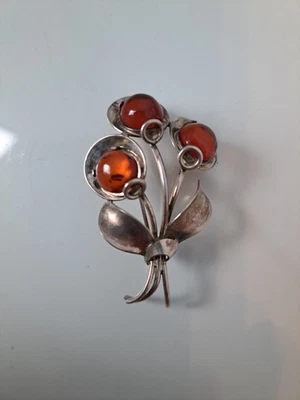 Bella Vecchia Spilla Fiore 835 Argento Con 3 Ambre Anstecknadel TEKA - Immagine 1 di 4