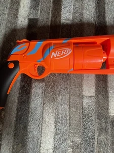 NERF Fortnite 6-SH Revolver orange Blaster Dart sehr guter Zustand Spielzeug Dartpistole Kinder Schaumstoffschießen - Bild 1 von 1