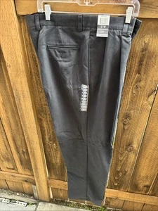 Dockers Premium Herren Größe 36 x 32 Anzughose Hose schwarz plissiert vorne  - Bild 1 von 4