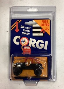 Corgi Black And Red Jeep Carded!! Rare! In Protector - Picture 1 of 2