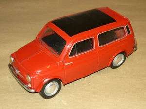 MAMONE FIAT 500 GIARDINIERA MODEL CAR AUTOMODELLO SCALA 1/18 LIMITED SERIES 10 - Imagen 1 de 7