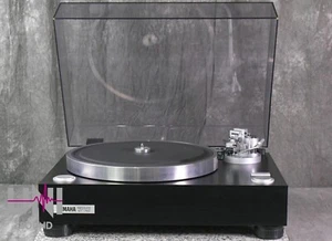 YAMAHA GT-750 Direct Drive Record Player Turntable in Excellent Condition - Picture 1 of 19