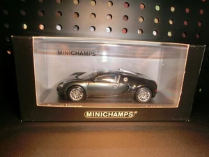 Bugatti Veyron (1/43 MINICHAMPS 400 110820) - Bild 1 von 2