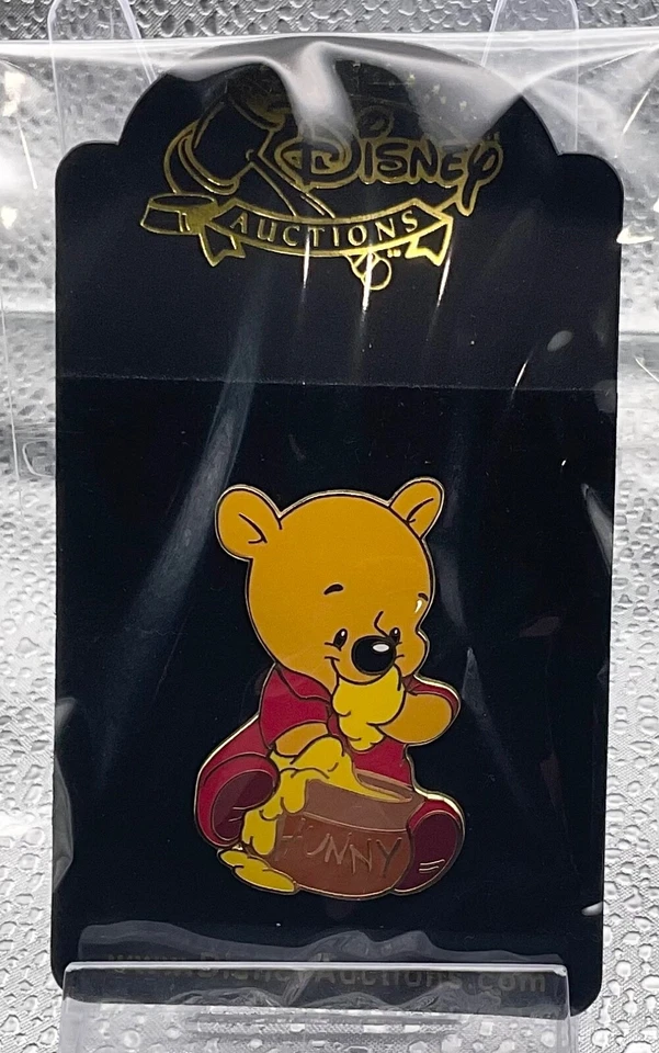 Disney 2004 Auctions Winnie the Pooh with Hunny Pot LE 250 Pin - Image 1 of 1