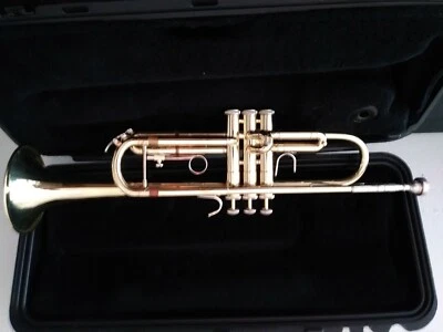 Vintage getzen 300 series trumpet and Extras parts or project - Image 1 of 4