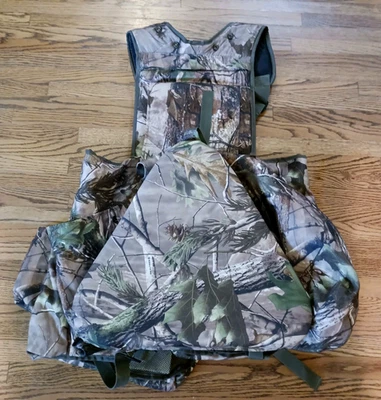 Stout Realtree Camo Turkey Hunting Vest W/Padded Seat Lots of Pockets SZ XL/2XL - Image 1 of 4