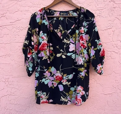 Yumi Kim Silk Floral Blouse Feminine Flowers Size Medium - Image 1 of 4