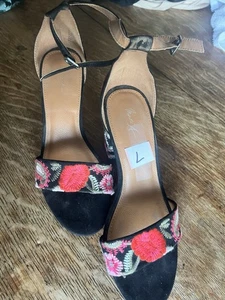 Mari A Stickerei Absatz Knöchelriemen formelle Schuhe - Bild 1 von 7