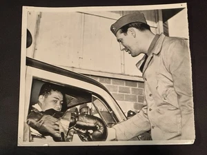1942 Joe Louis, Hank Greenberg Type 1 Photo Boxing Champ, Jewish MLB WW2 Image - Bild 1 von 2