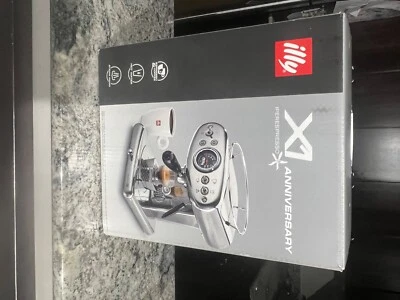 Máquina de Aniversario illy X1 Iperespresso - Acero Inoxidable NUEVA Máquina Expresso Foto 1 de 4