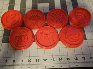 Juego de 7 Cortadores de Galletas de Navidad Pampered Chef #1599 Apilables Rojo Nuevo en Paquete - Imagen 1 de 4