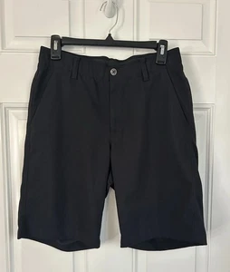 Under Armour Herren 30W schwarz 10" Stretch Tapered Flex Golfshorts gebraucht, in einwandfreiem Zustand Heatgear - Bild 1 von 11