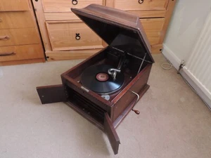 HMV Gramophone October 1914 High-End class, great condition and fully working - Picture 1 of 20