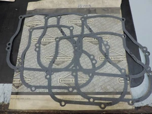 LOT OF 6 BRIGGS & STRATTON OEM CRANKCASE GASKET #270069 - Picture 1 of 1