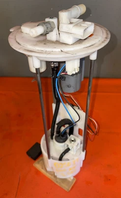 FUEL PUMP 2016 Nissan NV2500 323-59447 Foto 1 de 4