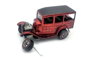 Hot Wheels Redline 1968 Classic ‘31 Ford Woody Spectraflame Rose - Afbeelding 1 van 4