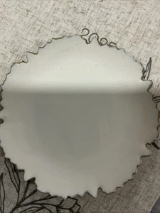 "ELEGANTES POSAVASOS/PLATOS DE CARAMELO DE METAL Y ESMALTADOS BORDES DENTADOS CON BORDES DORADOS 5""" - Imagen 1 de 4