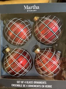 4 adornos navideños Martha Stewart tartán vidrio a cuadros rojo blanco negro EN CAJA - Imagen 1 de 6