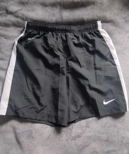 Nike DRI-FIT Swimming Shorts 10-12yrs (M) Black BNWT - Picture 1 of 8