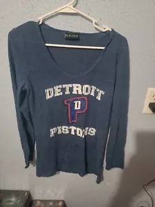 5th & Ocean Detroit Pistons Nba Long Sleeve Shirt Woman's Medium - Picture 1 of 4