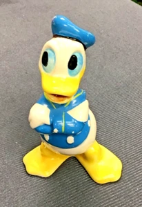 VINTAGE WALT DISNEY DONALD DUCK WITH ARMS CROSSED 4" CERAMIC STATUE - Picture 1 of 7