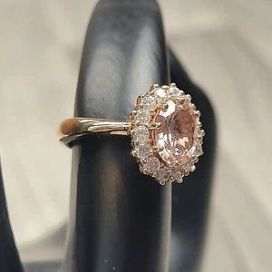 Ring Oval Pink CZ Halo Gold-tone Ring Size 5 Gold-tone (Vietnam E cz925) - Picture 1 of 18